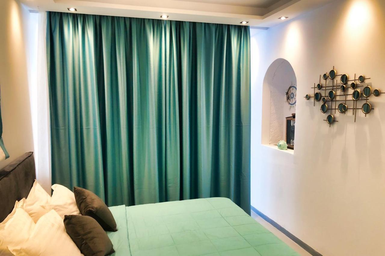 Eleven Rooms Mykonos Town Bagian luar foto