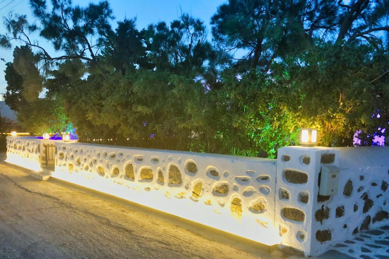 Eleven Rooms Mykonos Town Bagian luar foto