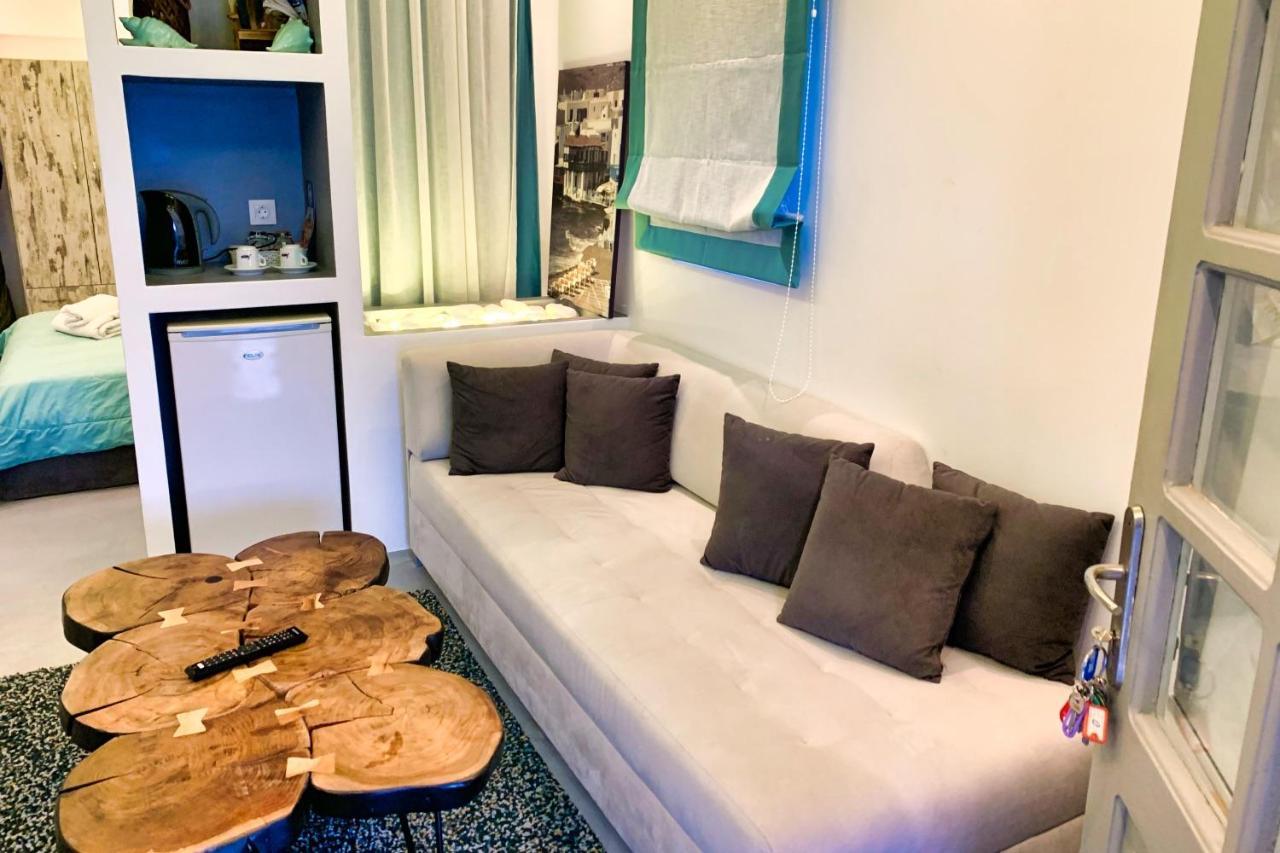 Eleven Rooms Mykonos Town Bagian luar foto