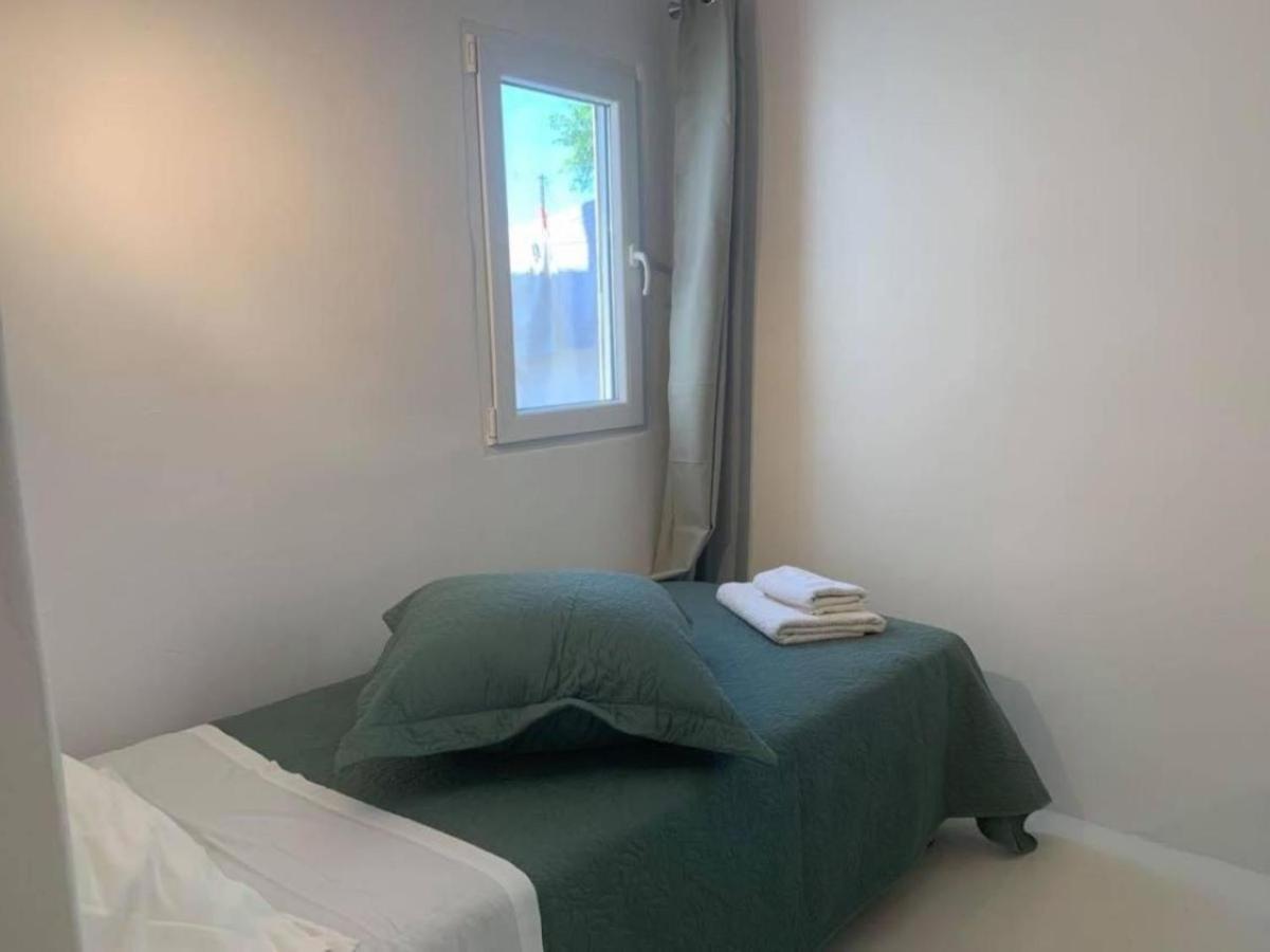 Eleven Rooms Mykonos Town Bagian luar foto
